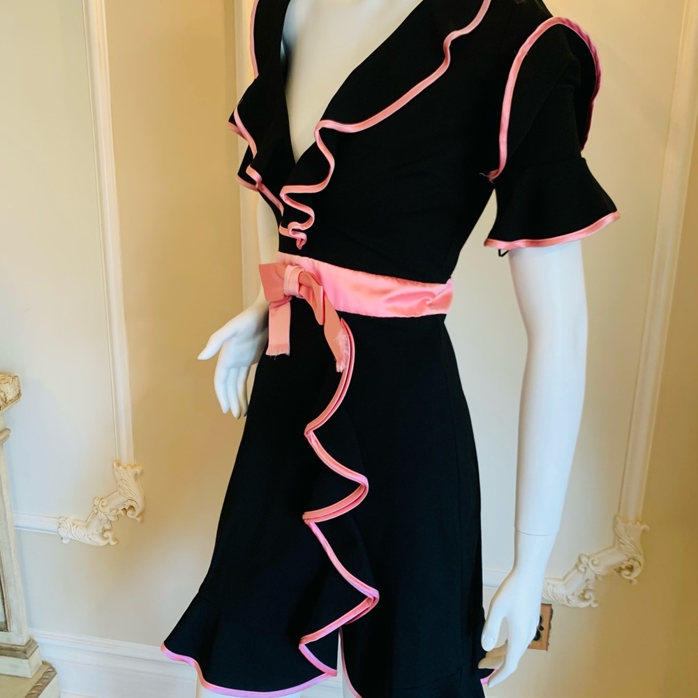 Gucci Black Stretch Jersey Ruffle Dress Pink Satin